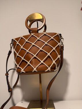 Mango Crossbody Bag with Cream Rope Net
